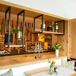 Hotel Konradshof 3*
