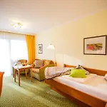 Konradshof Hotel 3*
