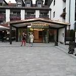Konradshof 3*